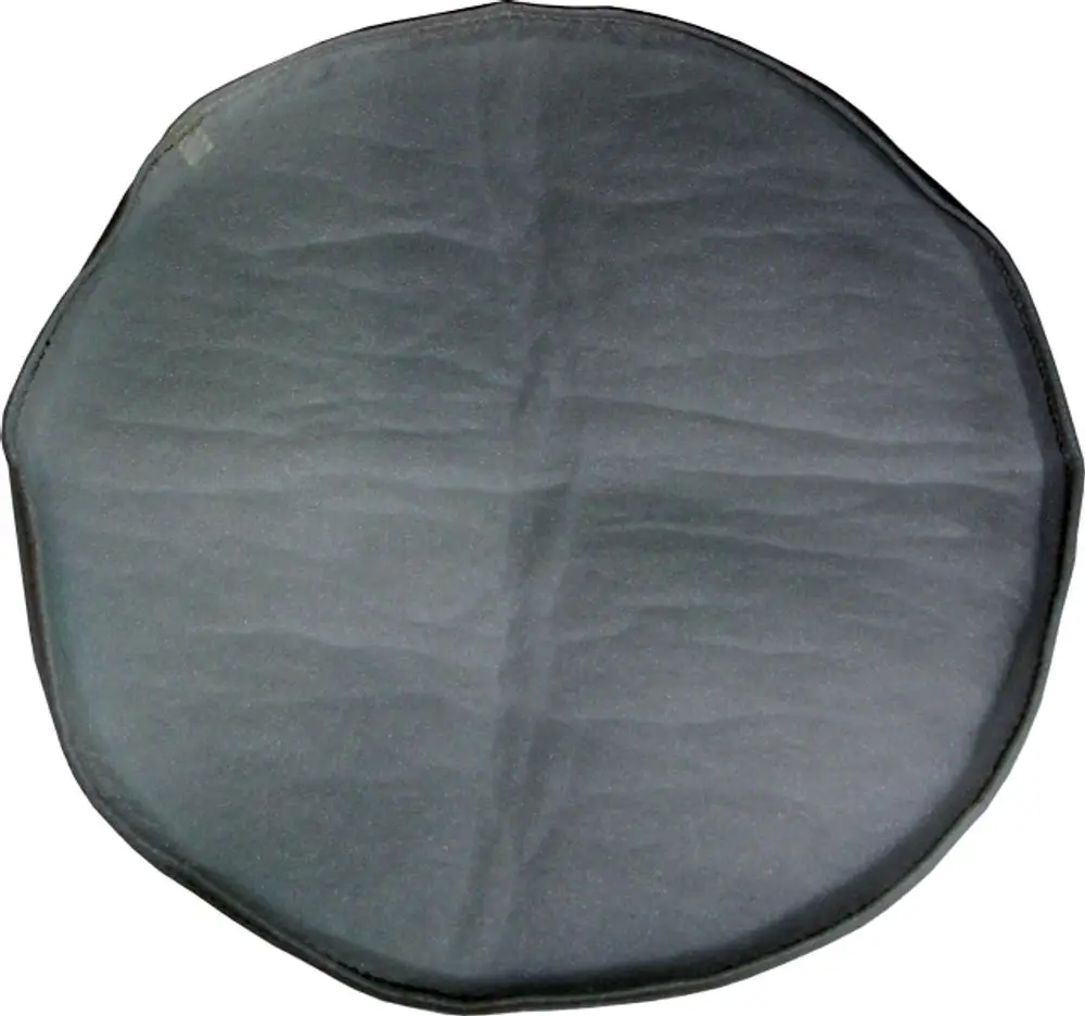 Schwarzer runder Filter mit verstärktem Rand, verwendet in Lüftungssystemen, wahrscheinlich von der Marke Wolf, geeignet für die Filtration von Luft.